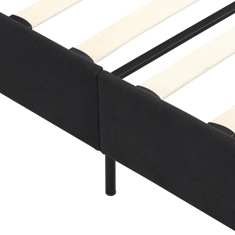 Letto imbottito king size con testiera in tessuto di lino